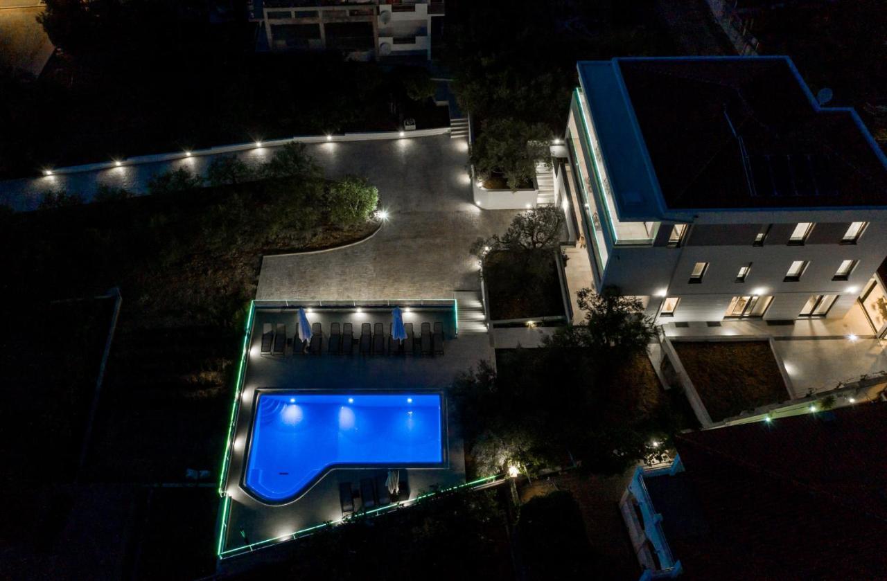 Villa Dora Okrug Gornji Exterior photo